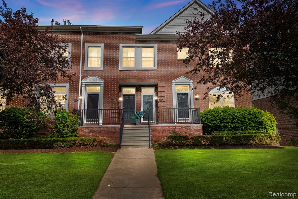 43127 Strand Drive, Sterling Heights, MI 48313 — front exterior