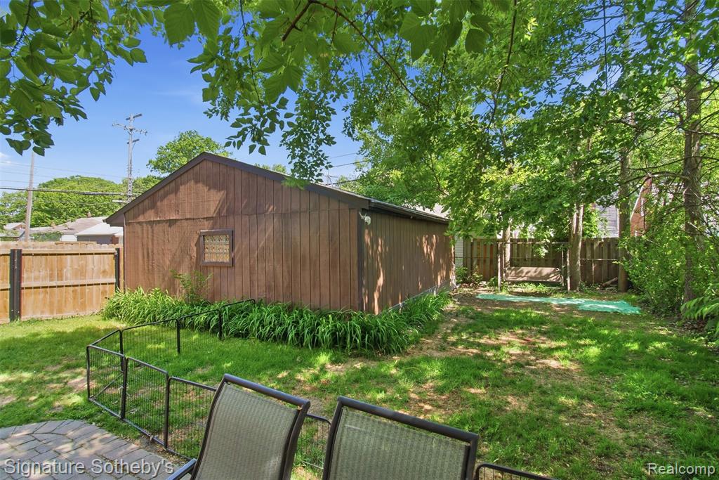 1268 Brys Drive, Grosse Pointe, MI 48236 — Photo 21