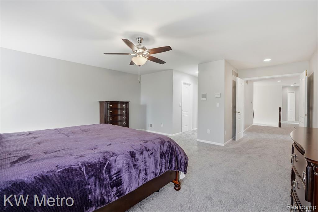 887 Grovecrest, Rochester Hills, MI 48307 — Photo 25
