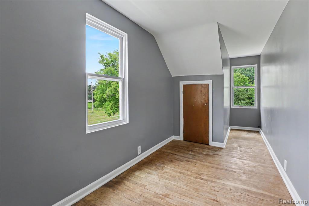 5388 Davison Road, Lapeer, MI 48446 — Photo 37