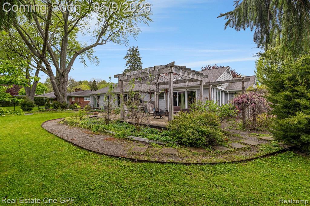 65 Willison Road, Grosse Pointe Shores, MI 48236 — Photo 35
