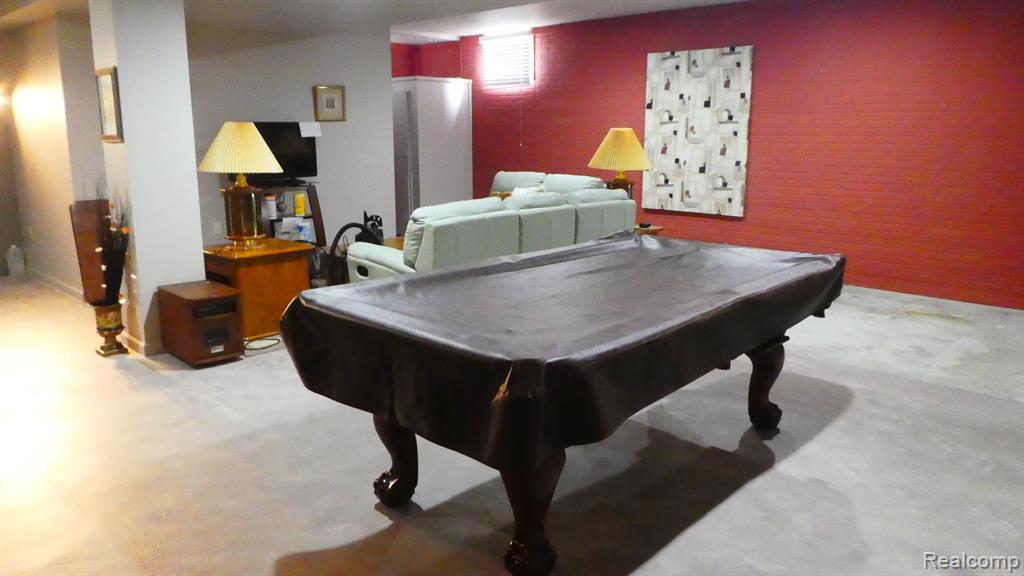8051 Prestonwood Court, Flushing, MI 48433 — Photo 45