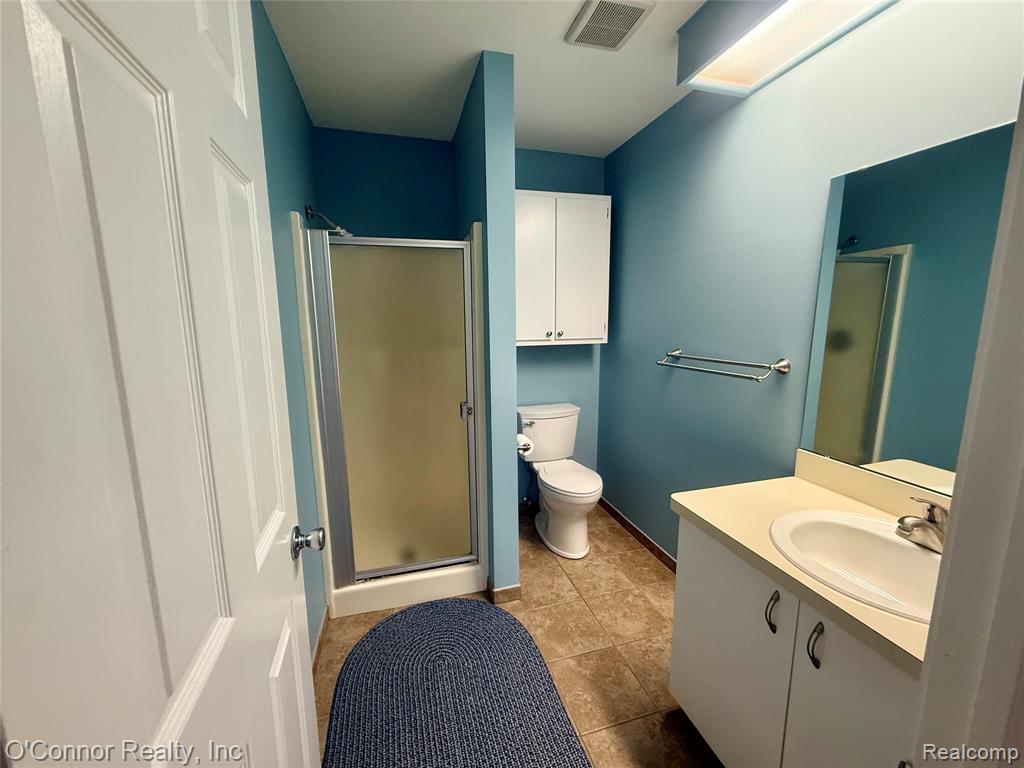 1660 River Road, 19, Marysville, MI 48040 — Photo 12