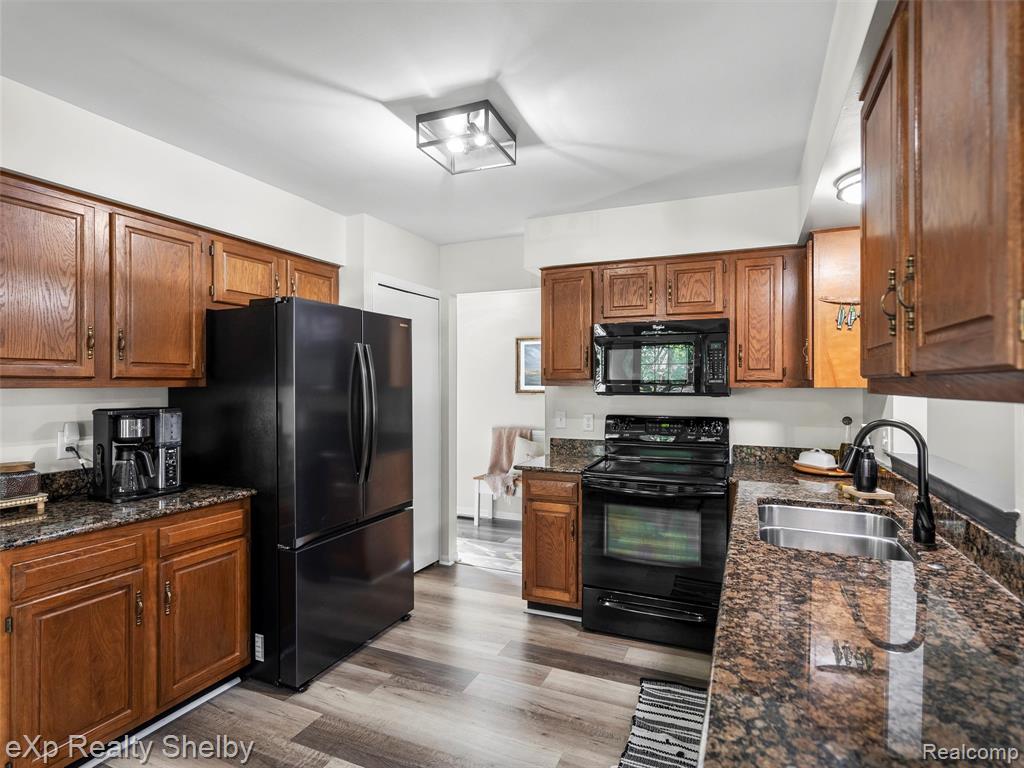 52873 D W Seaton Drive, New Baltimore, MI 48047 — Photo 13