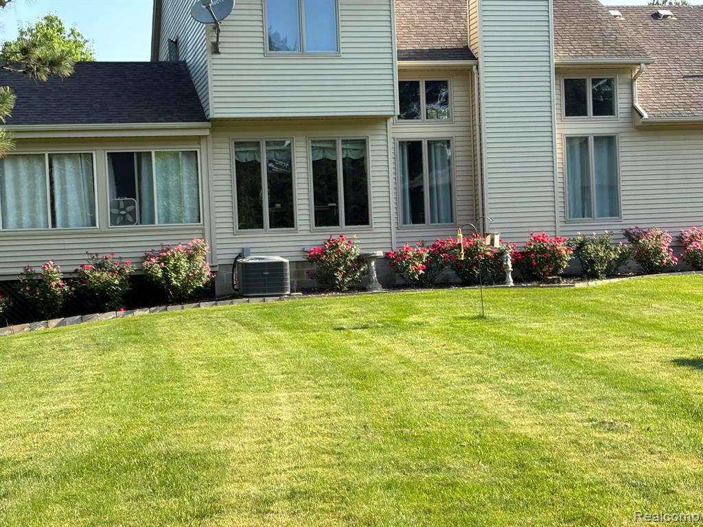 7211 Hewitt Road, MI 48032 — Photo 48