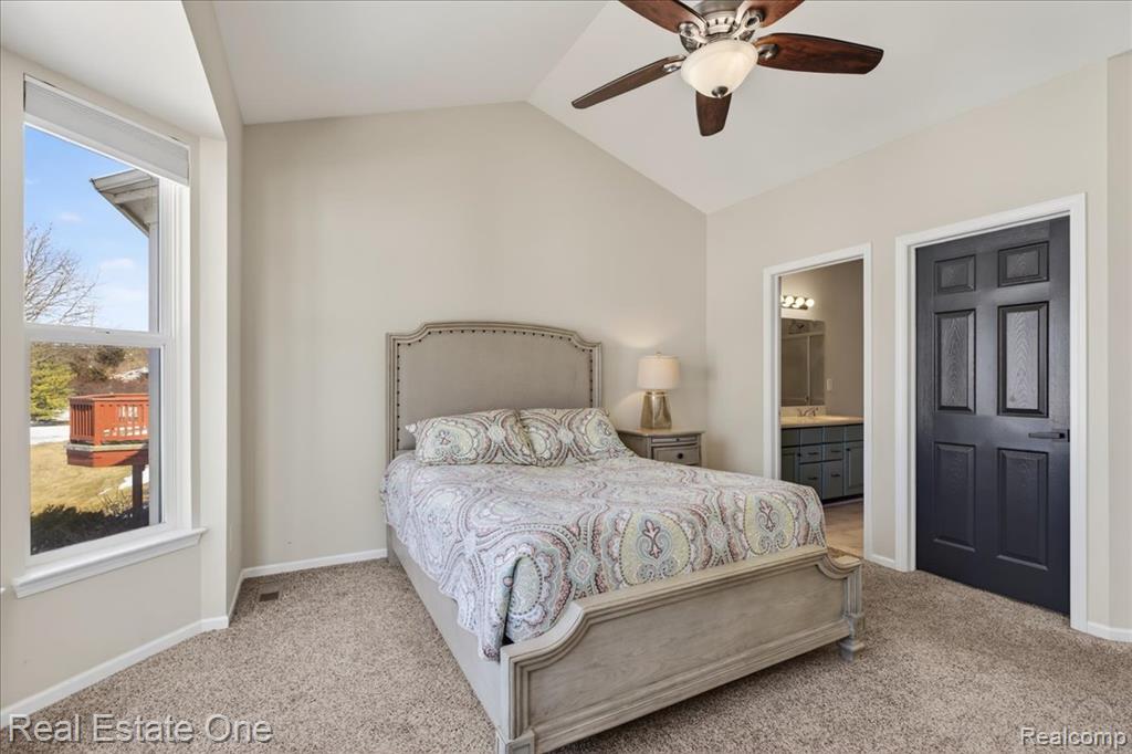 963 STONY LAKE, Oxford, MI 48371 — Photo 32
