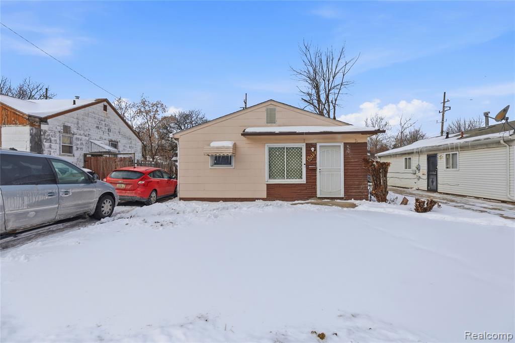 6075 Ashton Avenue, Detroit, MI 48228 — Photo 2