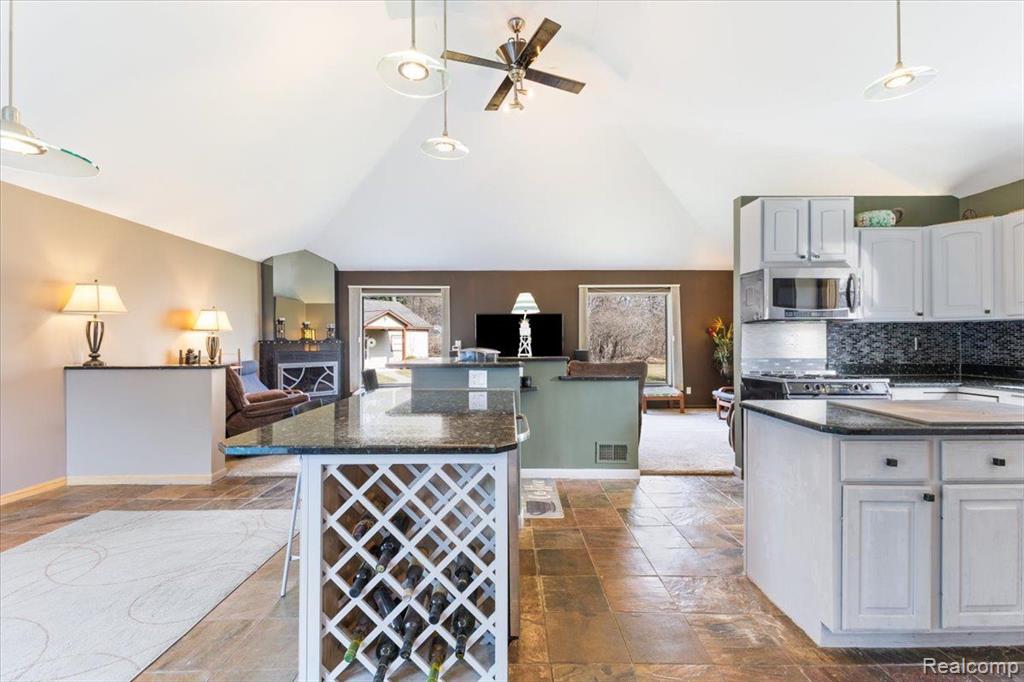 572 CASEMER Road, Lake Orion, MI — Photo 30