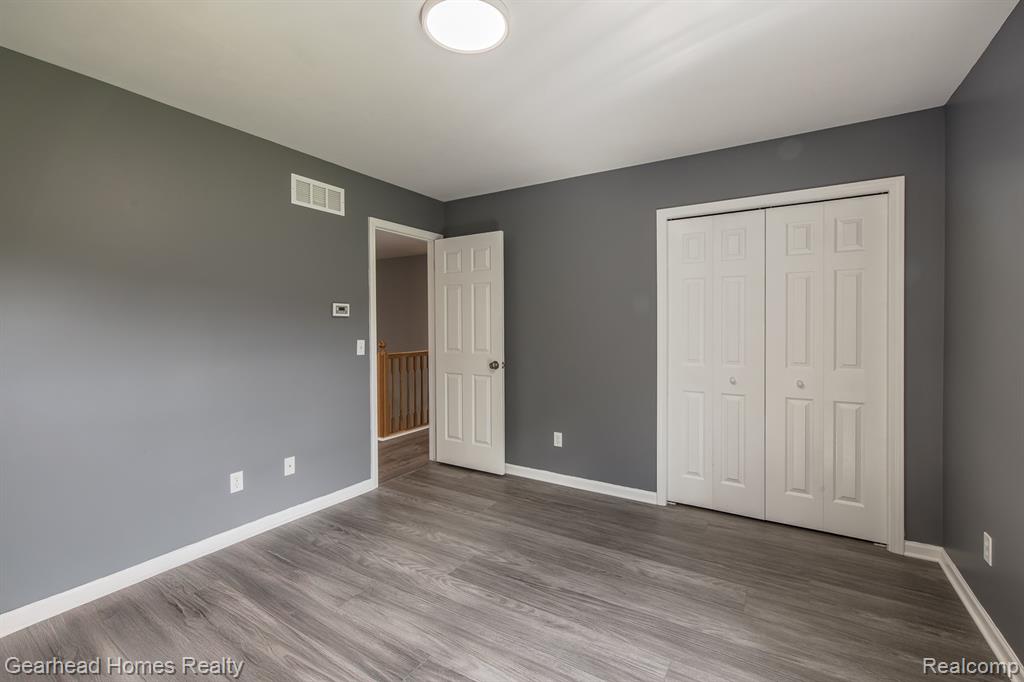 8088 Denton Hill Road, Fenton, MI 48430 — Photo 19