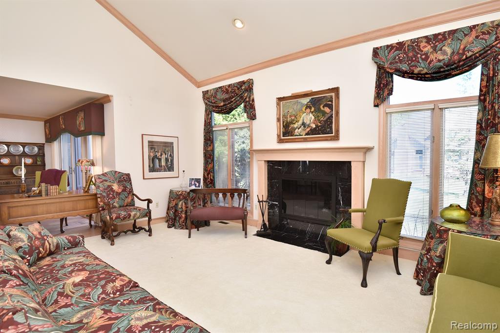 37738 AMBER Drive, Farmington Hills, MI 48331 — Photo 9