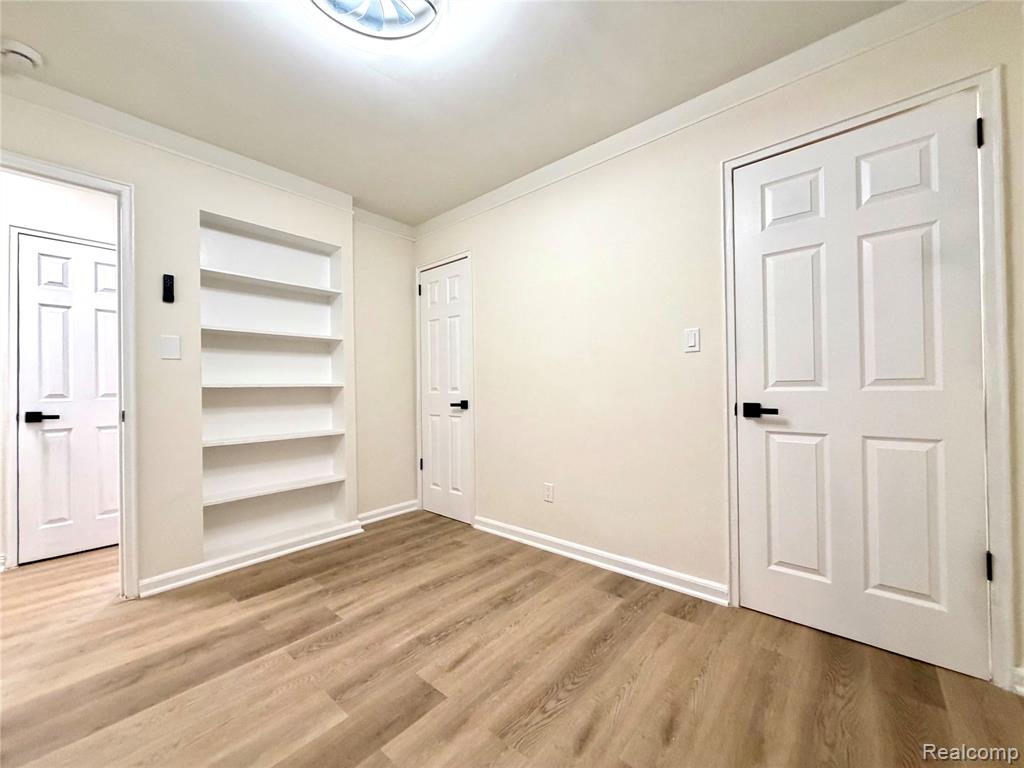 9550 Heyden Street, Detroit, MI 48228 — Photo 28