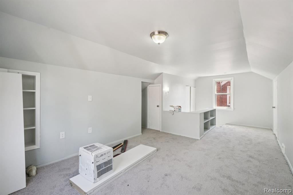 9976 Warwick Street, Detroit, MI 48228 — Photo 25