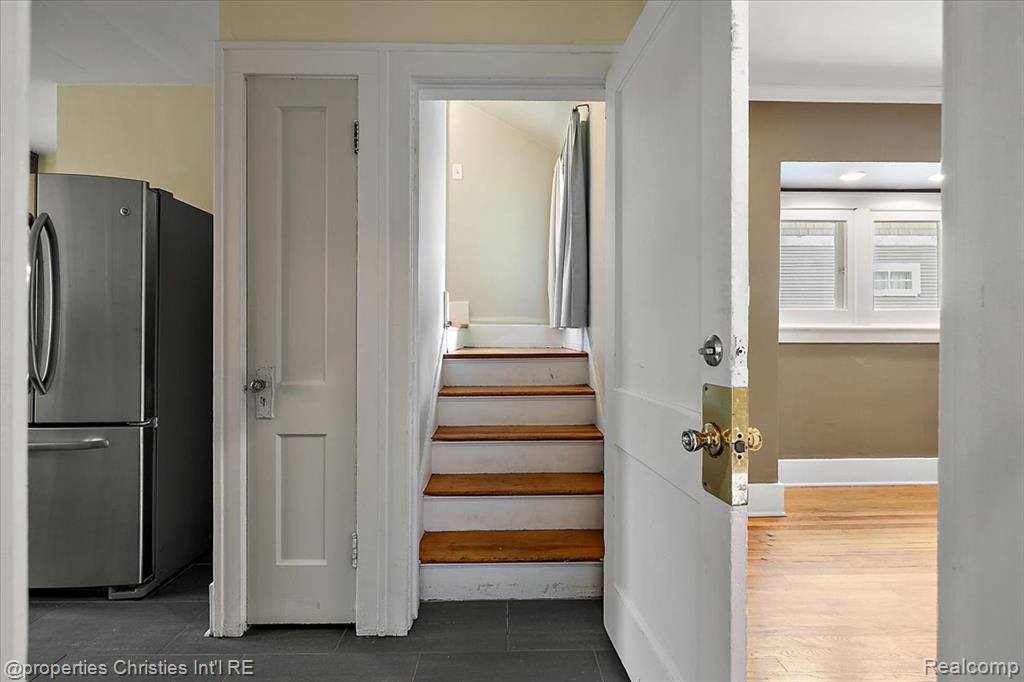 546 Leroy Street, Fenton, MI 48220 — Photo 24
