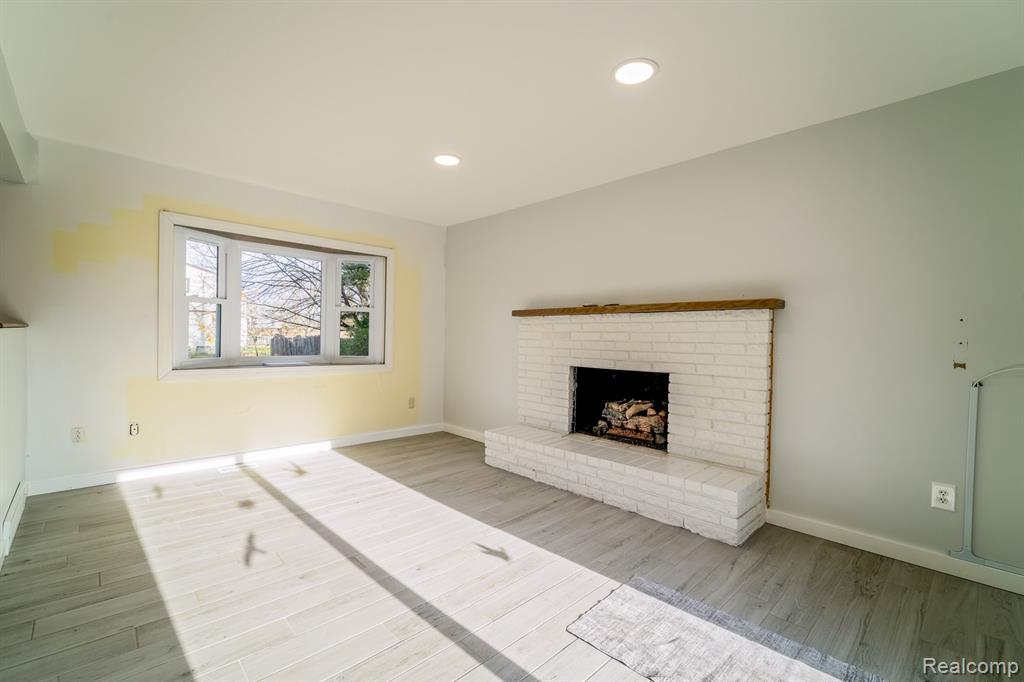 5809 HUNTINGTON Drive, Ypsilanti, MI 48197 — Photo 22