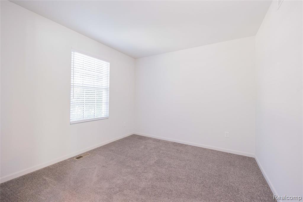 37467 S Dianne Lane, New Boston, MI 48164 — Photo 5