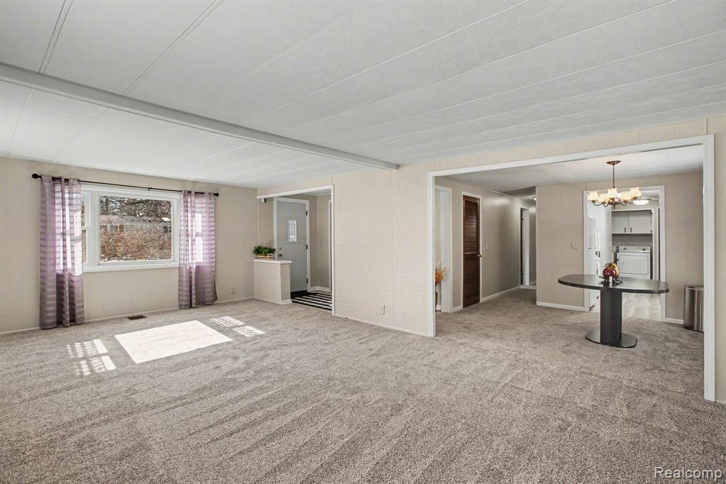 786 Red Oaks Drive, Howell, MI 48843 — Photo 7