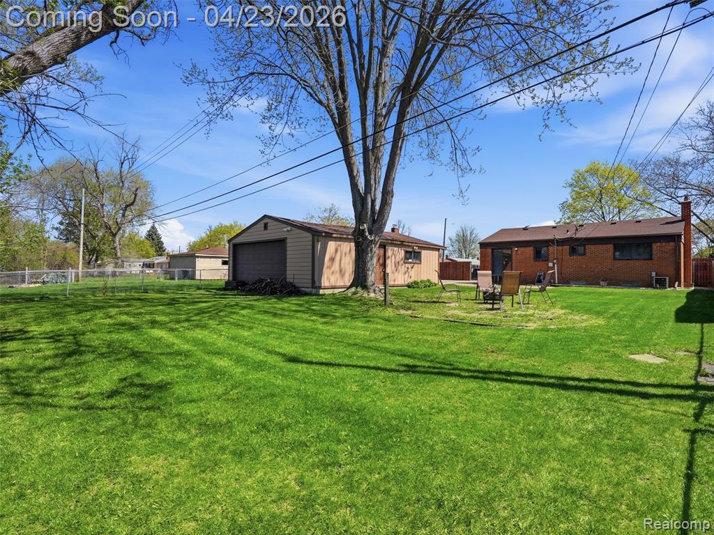 33143 Vista Way, Fraser, MI 48026 — Photo 35