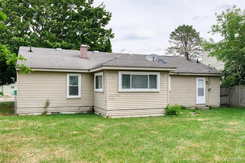 585 Olds Street, Ypsilanti, MI 48198 — Photo 24