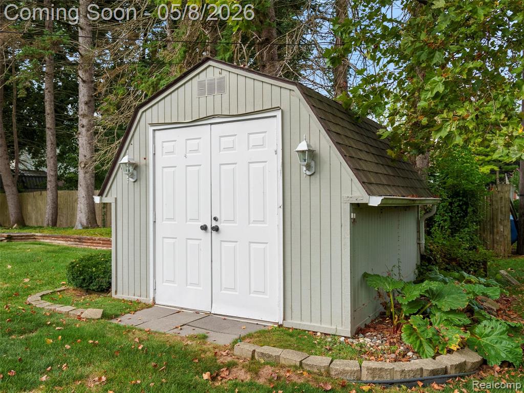 38523 Manchester Street, Clinton Twp, MI 48036 — Photo 44