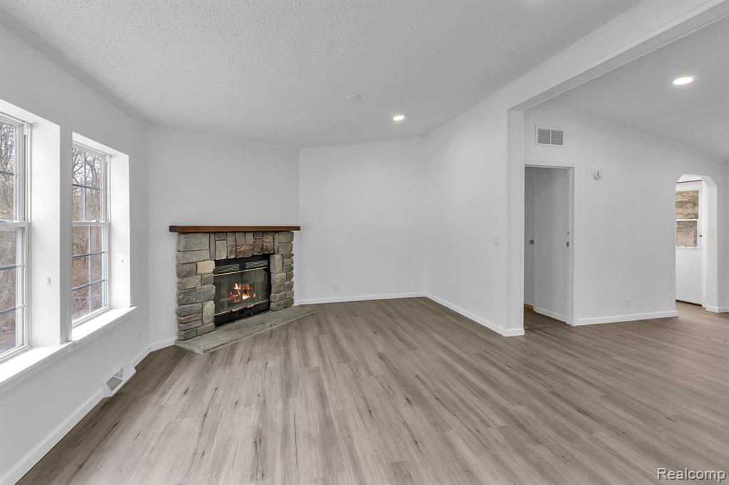 36085 Wick Road, Romulus, MI 48174 — Photo 23
