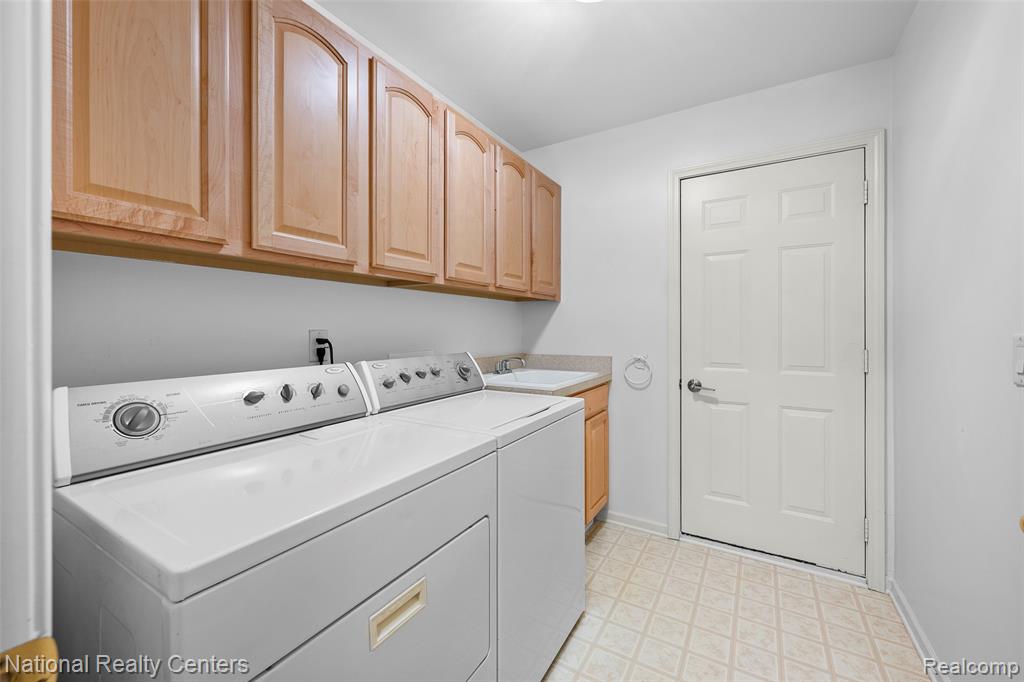 49455 N Glacier Avenue, 43, Northville, MI 48168 — Photo 15