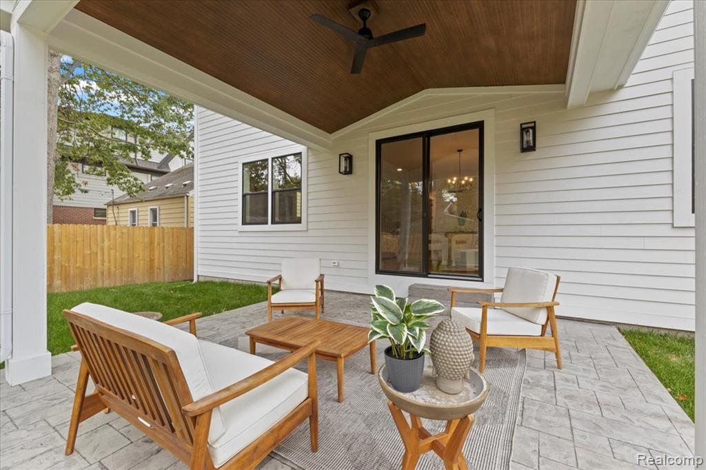 801 Hawthorn Avenue, Royal Oak, MI 48067 — Photo 61