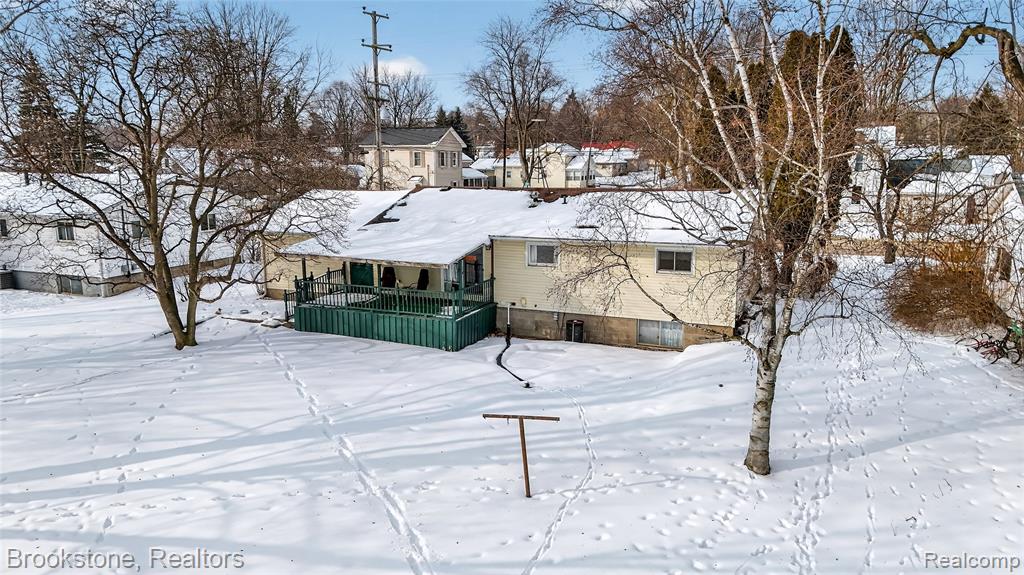 300 N Kibbee Street, MI 48879 — Photo 54