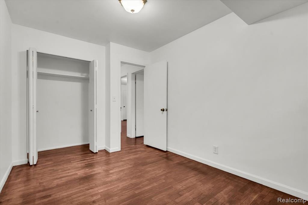 4460 Bristolwood Drive, Flint, MI 48507 — Photo 17