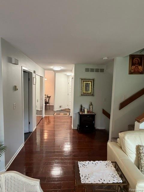 4070 Foxpointe Drive, West Bloomfield, MI 48323 — Photo 24