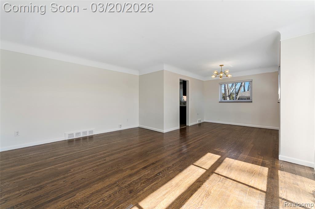 17220 W 13 Mile Road, Beverly Hills, MI 48025 — Photo 8