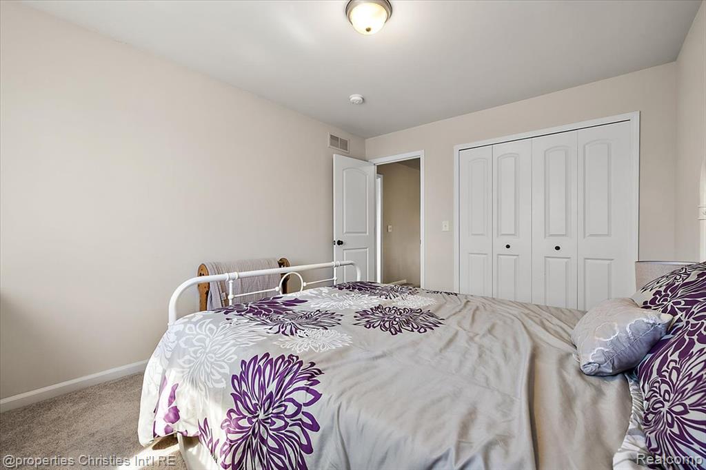 55745 Worlington Lane, South Lyon, MI 48178 — Photo 25