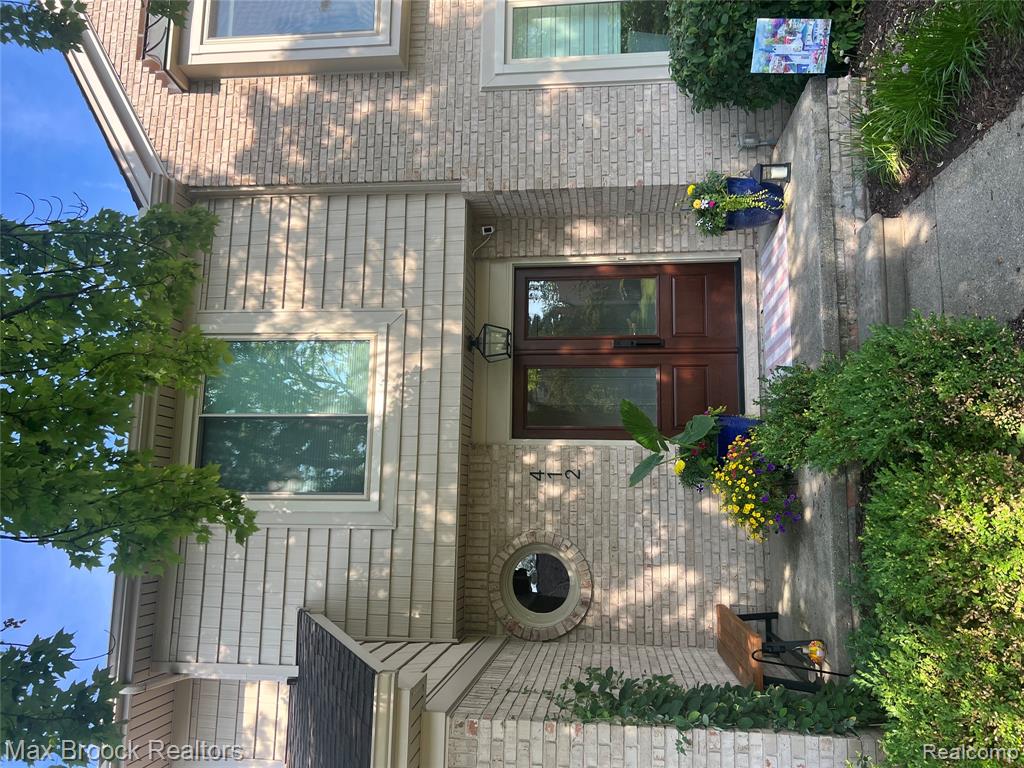 412 Shellbourne Drive, Rochester Hills, MI 48309 — Photo 58