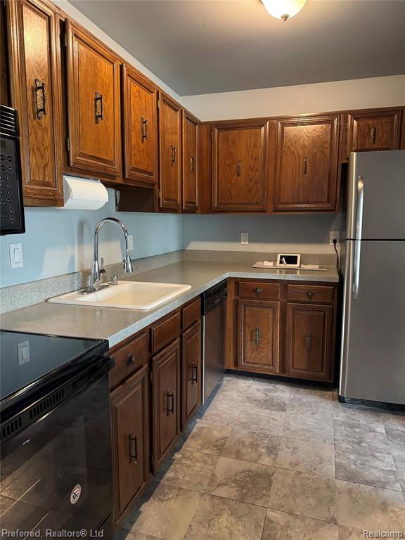 706 Sunset Lane, 63, Saint Clair Shores, MI 48082 — Photo 8