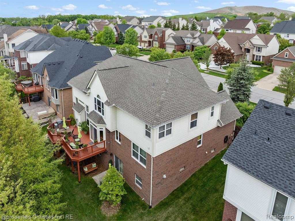 17070 CARRIAGE Way, Northville, MI 48168 — Photo 44