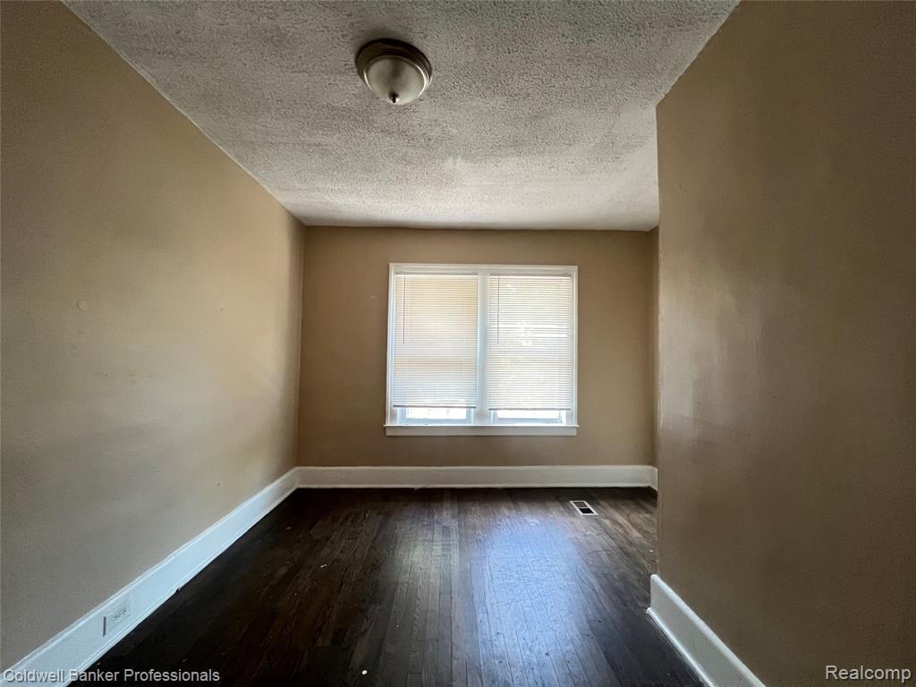 2713 Carter Street, Detroit, MI 48206 — Photo 14