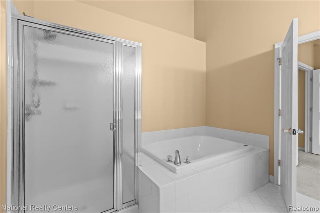 49944 Blackberry Trail, 55, Novi, MI — Photo 16