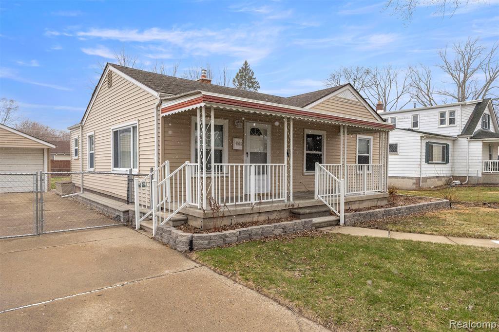 4976 Weddell Street, Dearborn Heights, MI 48125 — Photo 2