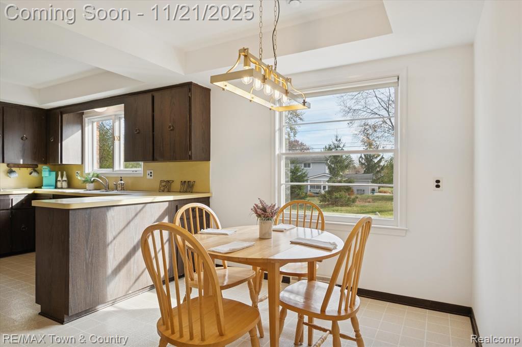 5593 Woodwind Drive, Bloomfield Hills, MI 48301 — Photo 30