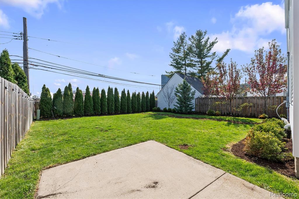 920 Hazel Street, Birmingham, MI 48009 — Photo 25
