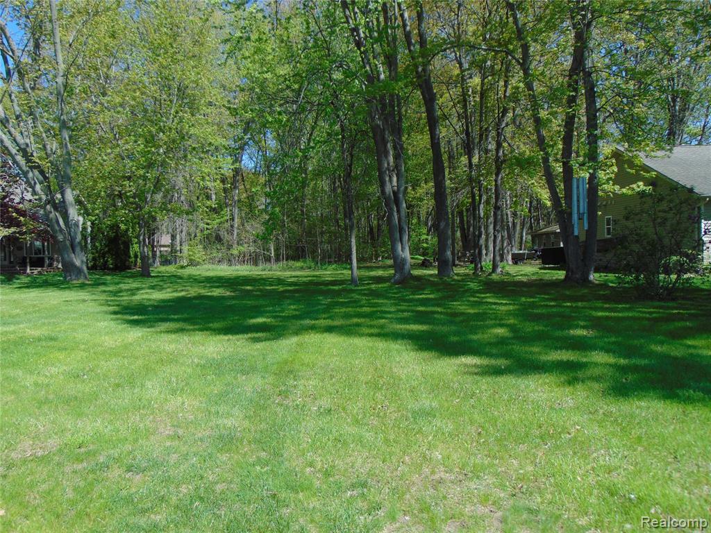 456 Maple Street, Algonac, MI 48001