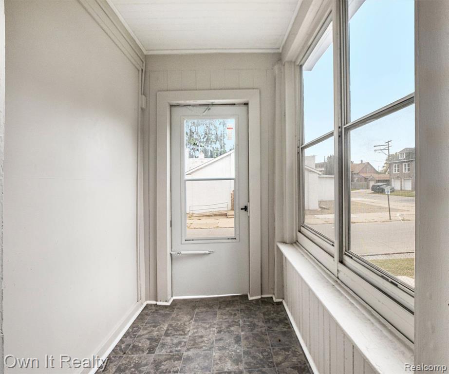 68 E JAMES Street, River Rouge, MI 48218 — Photo 17