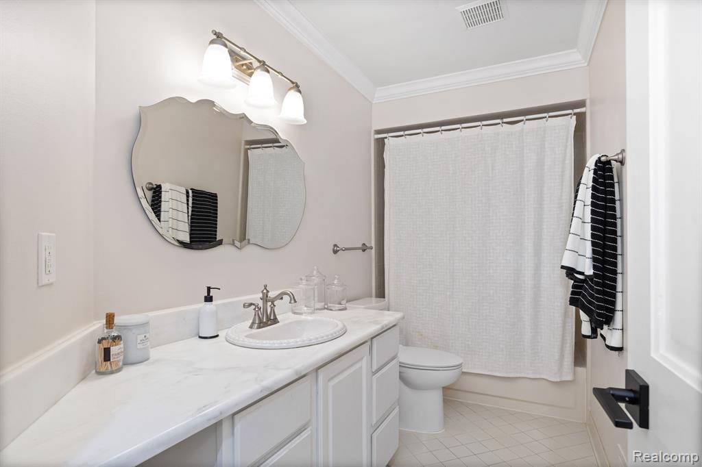 13648 EATON Drive, Plymouth, MI 48170 — Photo 24