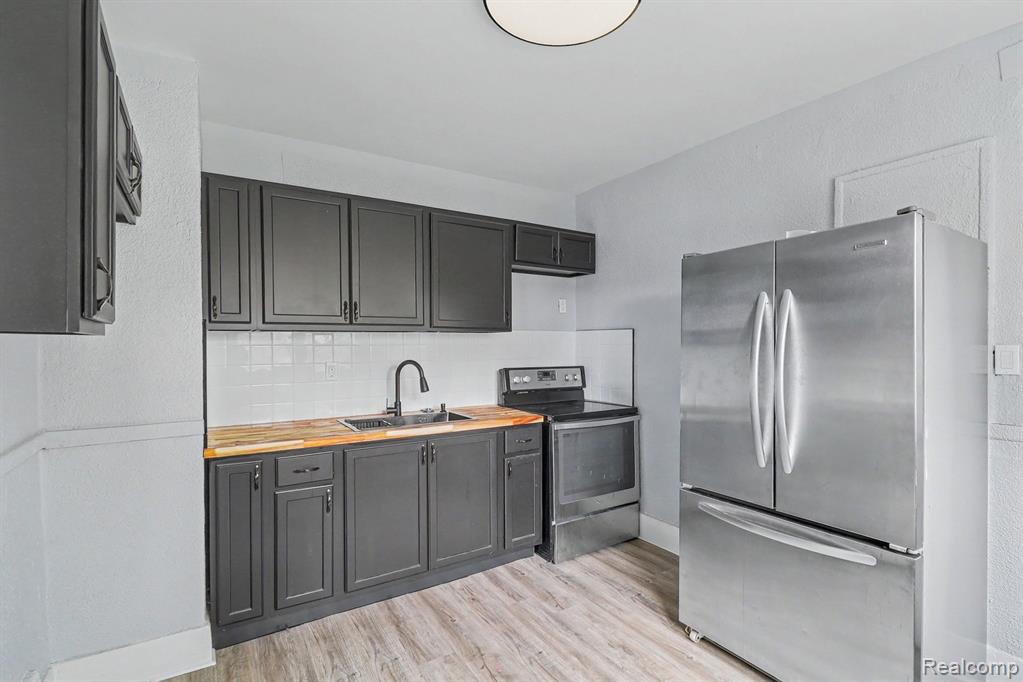 5217 Lakeview Street, Detroit, MI 48213 — Photo 14
