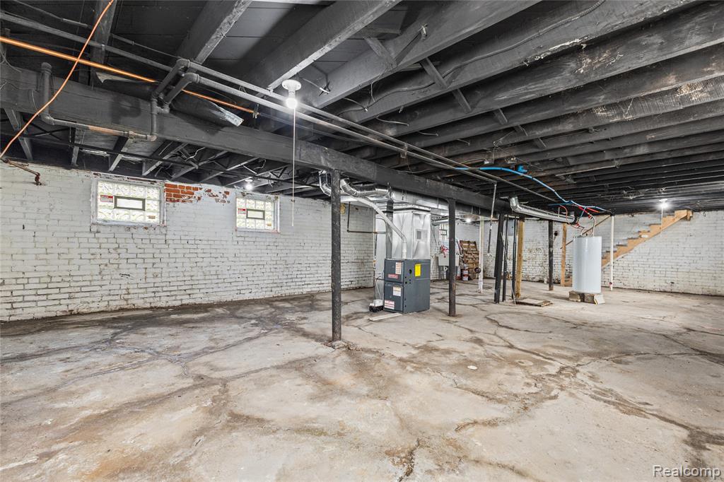 3010 Montclair Street, Detroit, MI 48214 — Photo 52