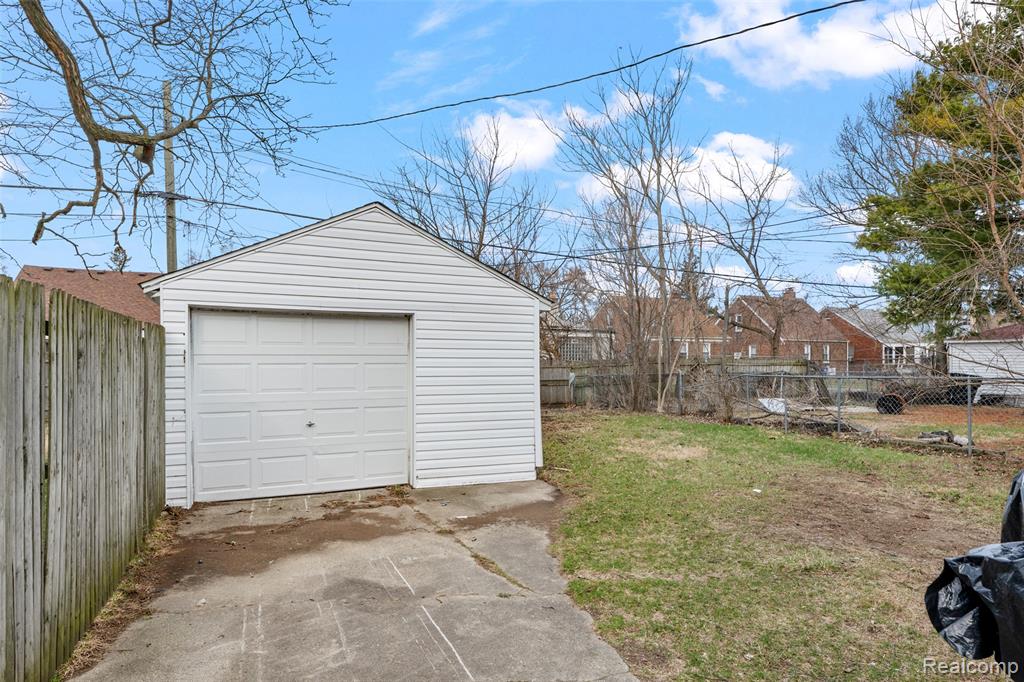 18239 Saint Marys Street, Detroit, MI 48235 — Photo 4