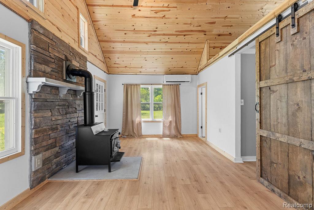 6256 Turner Road, Flushing, MI 48433 — Photo 14