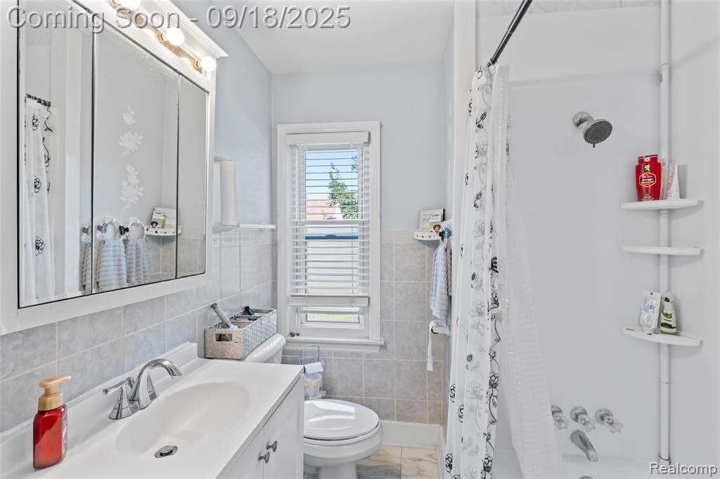 686 4th Avenue, Pontiac, MI 48340 — Photo 18