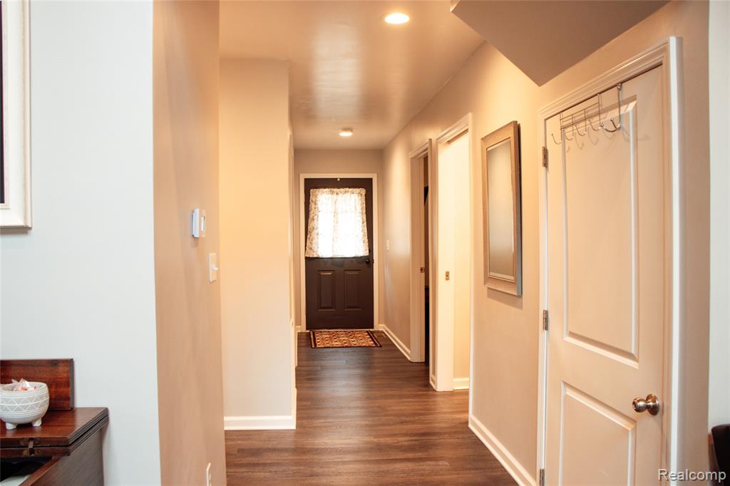 4981 Sherwood Drive, Oscoda, MI 48750 — Photo 11