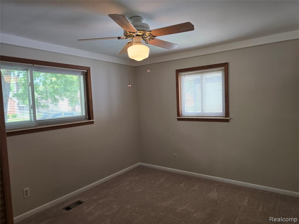 4663 Ziegler Street, Dearborn Heights, MI 48125 — Photo 12