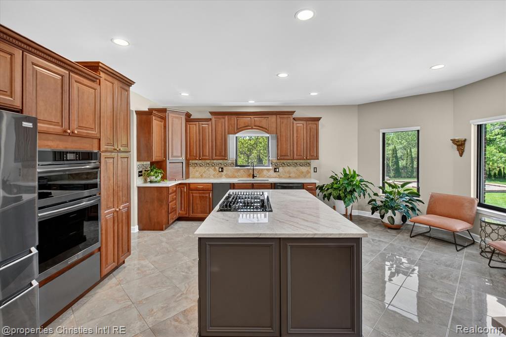 6223 Valleyfield Drive, Plymouth, MI 48170 — Photo 19